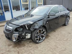Opel Insignia Mk.I 2.8 VXR V6 Turbo Ecotec 24V 4x4 Épave (2013, Noir)