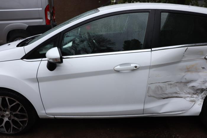 Ford Fiesta 6 1.25 16V Salvage vehicle (2010, White)