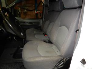 Hyundai H-1/H-200 2.5 Tdi Épave (2004, Blanc)