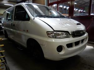 Hyundai H-1/H-200 2.5 Tdi Épave (2004, Blanc)