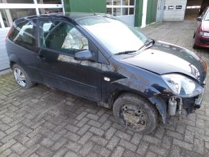 Ford Fiesta 5 1.3 Épave (2007, Noir)