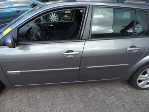 Renault Megane II Grandtour 1.5 dCi 80 Épave (2003, Gris)