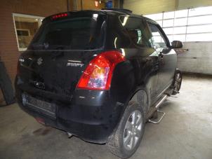 Suzuki Swift 1.3 VVT 16V Épave (2009, Noir)