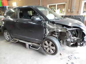 Suzuki Swift 1.3 VVT 16V Épave (2009, Noir)