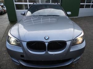 BMW 5 serie Touring 530d 24V Épave (2005, Gris)