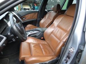 BMW 5 serie Touring 530d 24V Épave (2005, Gris)