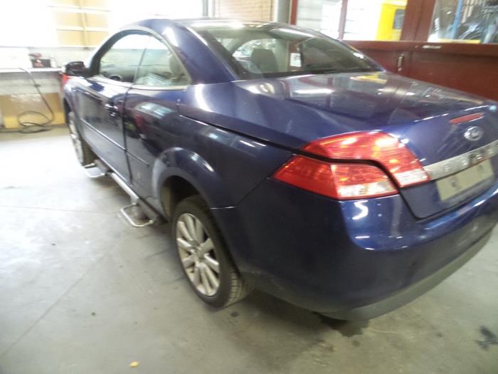 Ford Focus 2 C+C 2.0 16V Épave (2007, Bleu)