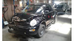 Volkswagen New Beetle 2.0 Épave (1998, Noir)