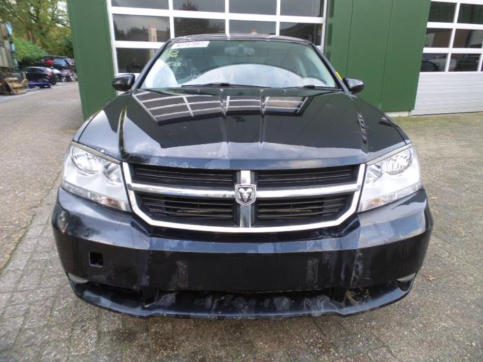 Dodge Avenger 2.0 CRD 16V Samochód złomowany (2009, Czarny)