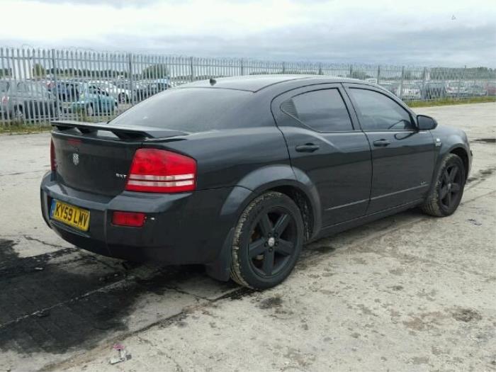 Dodge Avenger 2.0 CRD 16V Samochód złomowany (2009, Czarny)