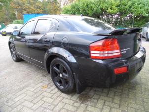 Dodge Avenger 2.0 CRD 16V Samochód złomowany (2009, Czarny)