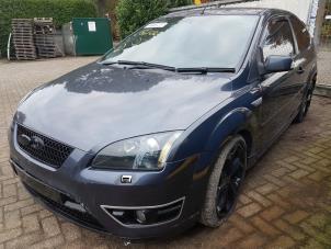 Ford Focus 2 2.5 20V ST Épave (2007, Gris)