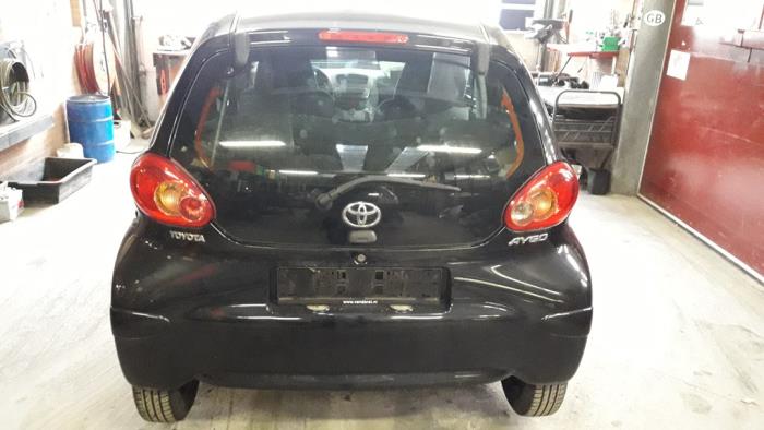 Toyota Aygo 1.0 12V VVT-i Samochód złomowany (2008, Czarny)