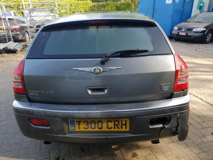 Chrysler 300 C Touring 3.0 CRD 24V Épave (2007, Gris)
