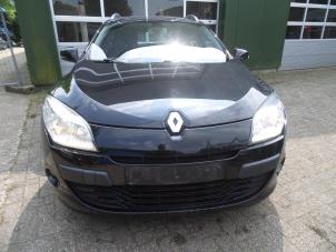 Renault Megane III Grandtour 1.4 16V TCe 130 Épave (2010, Noir)