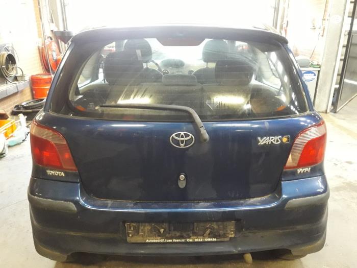 Toyota Yaris 1.3 16V VVT-i Schrottauto (2000, Blau)