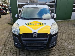 Fiat Doblo Cargo 1.3 MJ 16V DPF Euro 5 Épave (2011, Blanc)