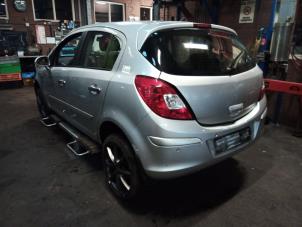 Opel Corsa D 1.2 16V Épave (2007, Gris)