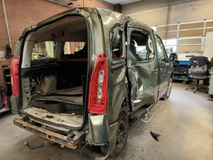 Citroen Berlingo Cinqspace, Multispace 1.6 Hdi 75 Phase 1 Samochód złomowany (2011, Zielony)