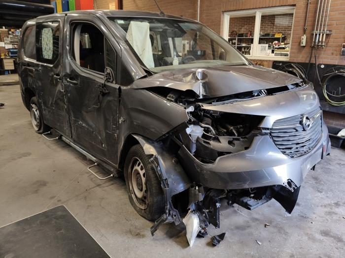 Opel Combo Cargo 1.5 CDTI 100 Samochód złomowany (2022, Szary)
