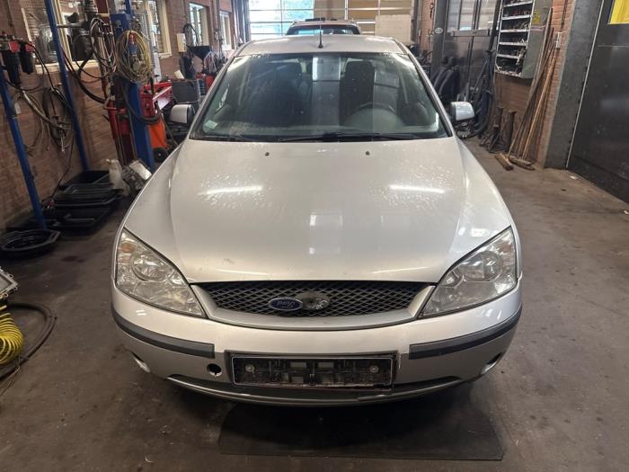 Ford Mondeo III 2.0 TDCi/TDDi 115 16V Schrottauto (2002, Grau)