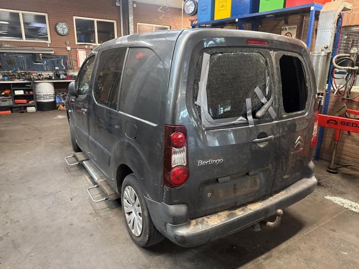 Citroen Berlingo 1.6 HDi 90 Salvage vehicle (2013, Gray)