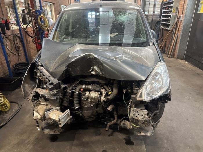 Citroen Berlingo 1.6 HDi 90 Salvage vehicle (2013, Gray)