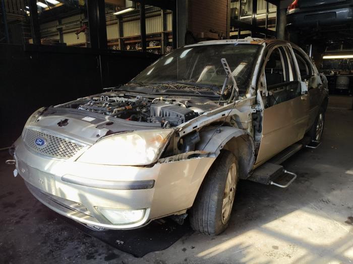 Ford Mondeo III 2.0 TDCi 115 16V Euro IV  (Rozbiórka)
