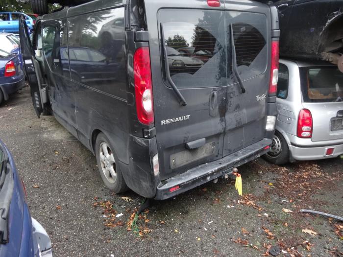 Renault Trafic New 2.0 dCi 16V 115 Vehículo de desguace (2011)
