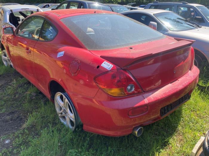 Hyundai Coupe 2.7 V6 24V Vehículo de desguace (2002, Rojo)