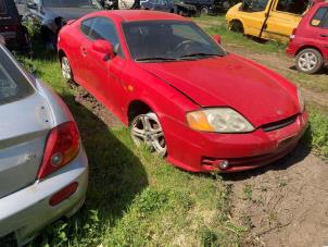 Hyundai Coupe 2.7 V6 24V Vehículo de desguace (2002, Rojo)