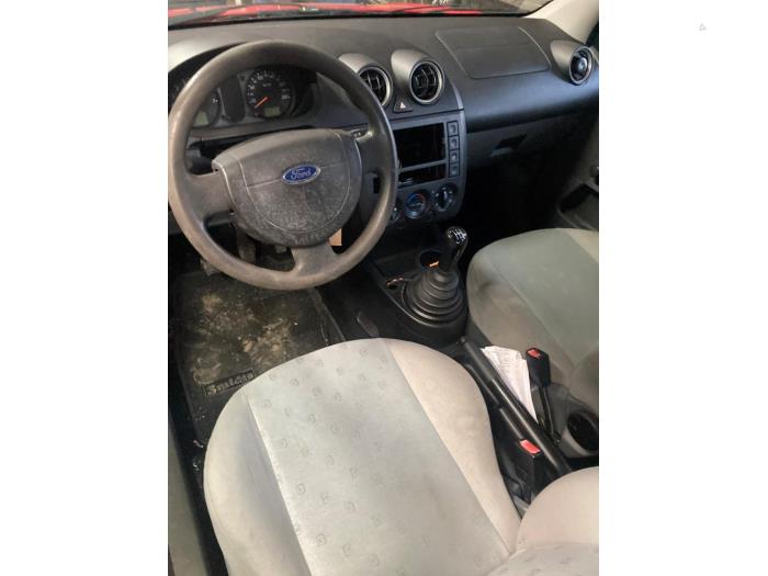 Ford Fiesta 5 1.25 16V Vehículo de desguace (2003, Rojo)