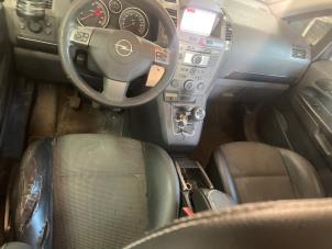 Opel Zafira 1.8 16V Ecotec Vehículo de desguace (2006, Gris)
