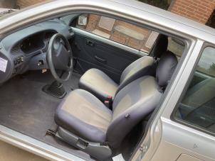Daihatsu Cuore 850,Domino Vehículo de desguace (1997, Gris)