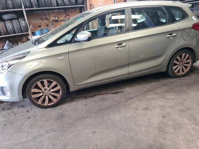 Kia Carens IV 1.6 GDI 16V Samochód złomowany (2014, Szary)