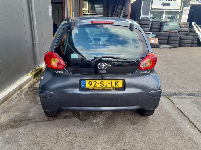Toyota Aygo 1.0 12V VVT-i Salvage vehicle (2006, Gray)