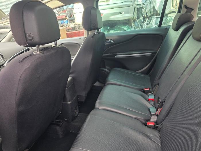 Opel Zafira Tourer 1.6 CDTI 16V ecoFLEX 134 Samochód złomowany (2017, Szary)
