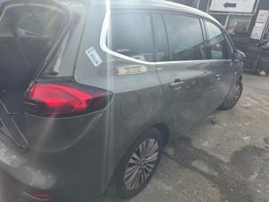 Opel Zafira Tourer 1.6 CDTI 16V ecoFLEX 134 Samochód złomowany (2017, Szary)