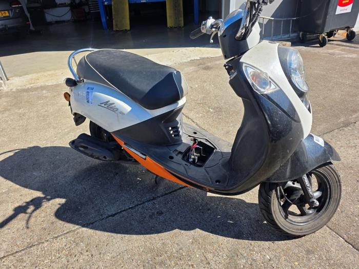 Sym Mio Scooter (Épave, 2011)