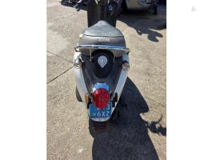 Sym Mio Scooter (Épave, 2011)