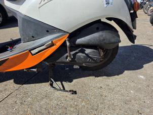 Sym Mio Scooter (Épave, 2011)