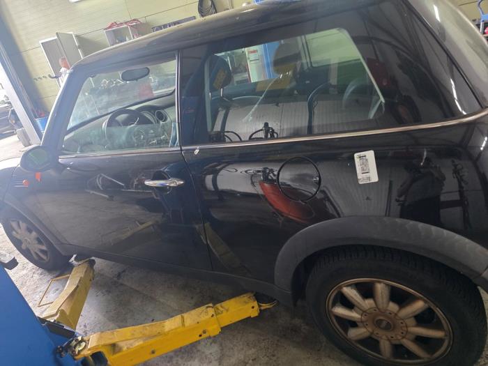 Mini Mini 1.6 16V One Vehículo de desguace (2002, Negro)