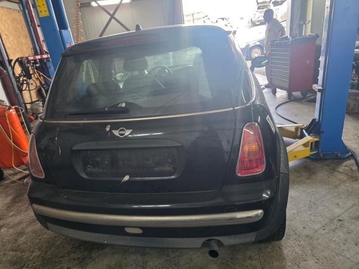 Mini Mini 1.6 16V One Vehículo de desguace (2002, Negro)
