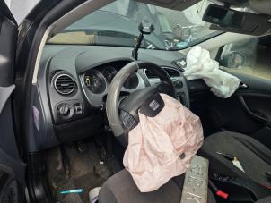 Seat Altea XL 1.4 TSI 16V Vehículo de desguace (2010, Gris)