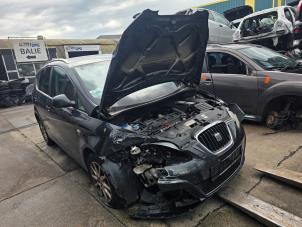 Seat Altea XL 1.4 TSI 16V Vehículo de desguace (2010, Gris)