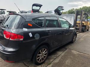 Seat Altea XL 1.4 TSI 16V Vehículo de desguace (2010, Gris)