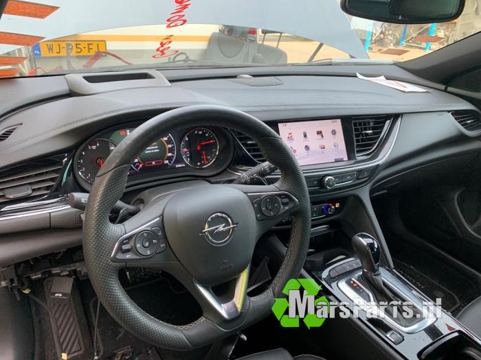 Opel Insignia Grand Sport 1.6 CDTI 16V 136 Vehículo de desguace (2018, Gris)