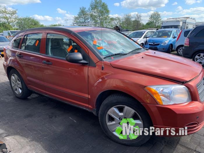 Dodge Caliber 1.8 16V Salvage vehicle (2007, Orange)