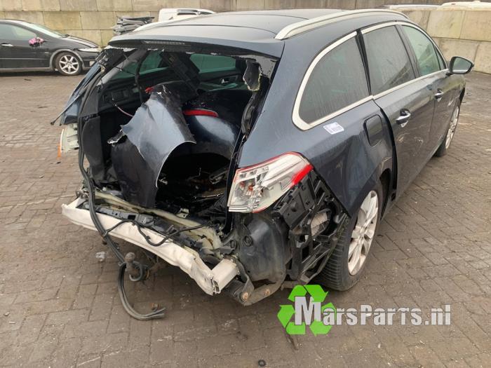 Peugeot 508 SW 1.6 THP 16V Skrotfordon (2014, BLAUW)