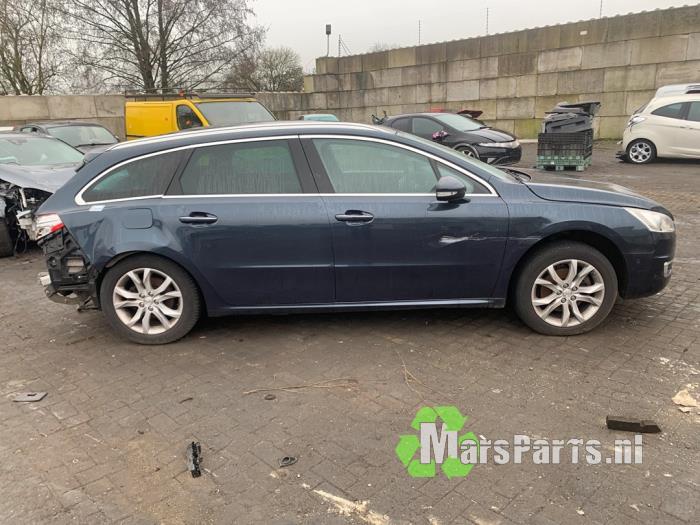 Peugeot 508 SW 1.6 THP 16V Skrotfordon (2014, BLAUW)